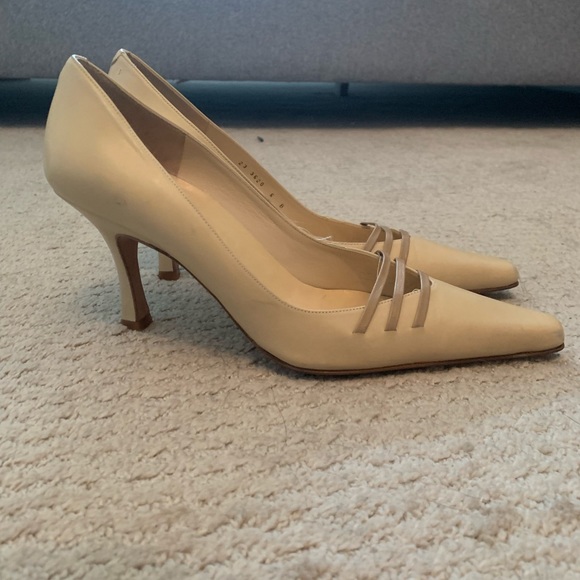 Martinez Valero cream leather pumps - Picture 1 of 4